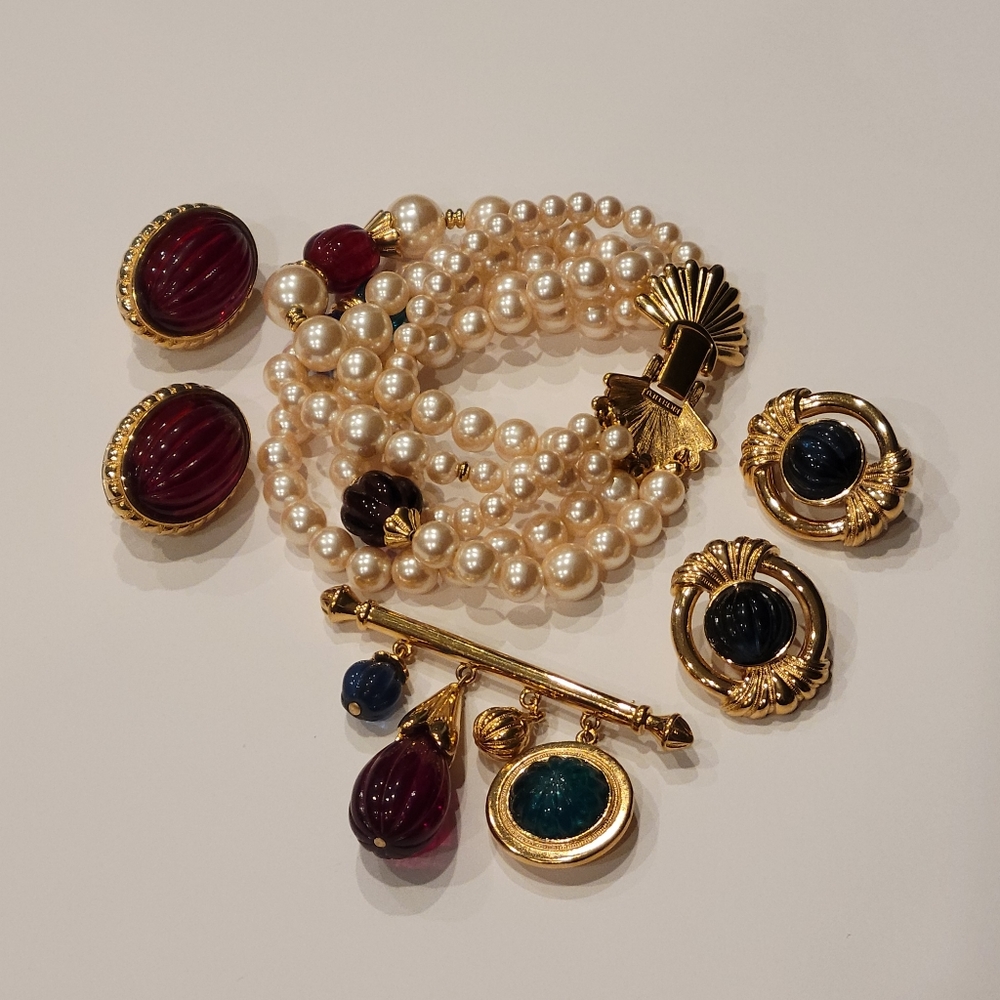 Richelieu Party Pearl Set